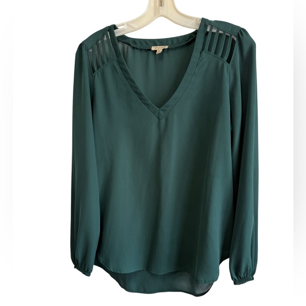 Lilly White Elegant Green V-Neck Women's Top long sleeve elastic cuff, medium